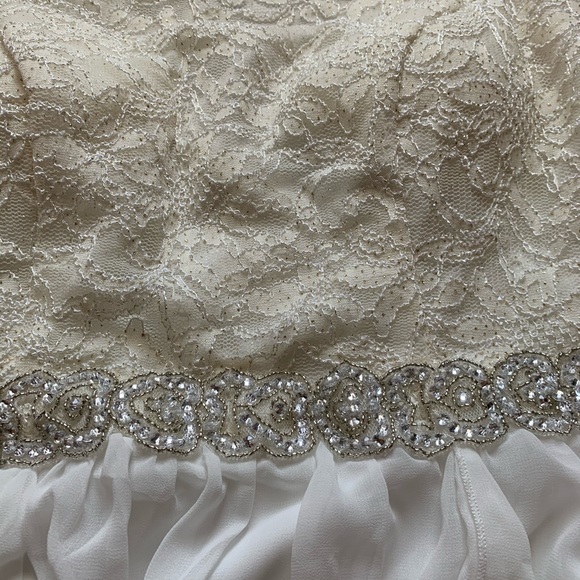 (5/25) *NWT* Jodi Kristopher Ivory/Gold Dress - Picture 4 of 8